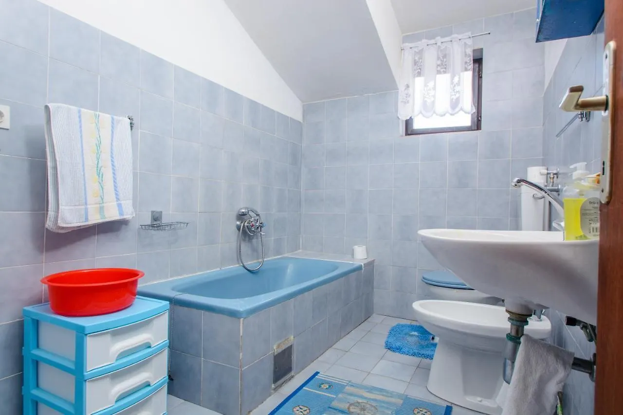 Apartments By The Sea Arbanija, Ciovo - 18624 Trogir 0*,