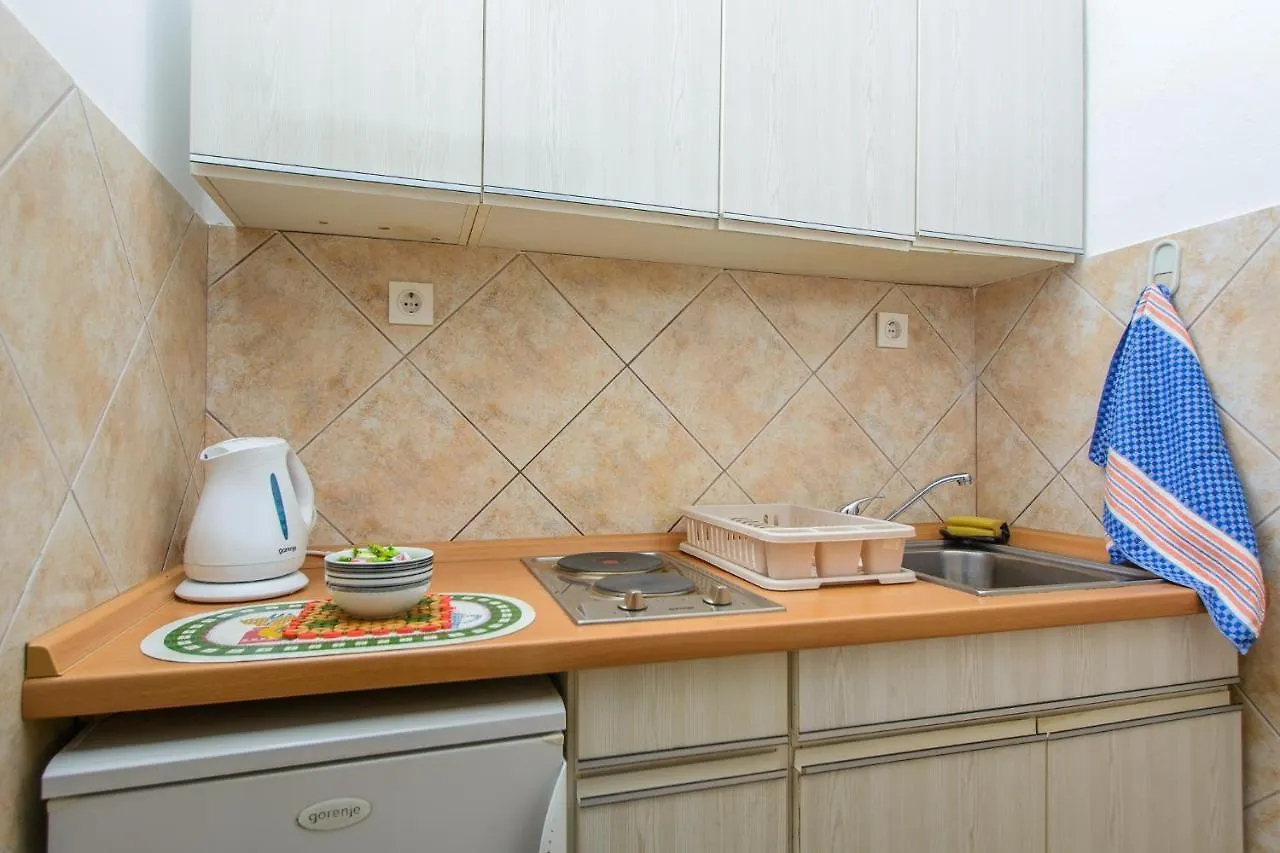 Apartments By The Sea Arbanija, Ciovo - 18624 Trogir