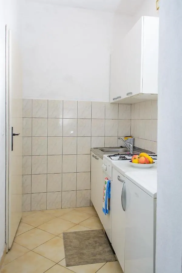 Apartments By The Sea Arbanija, Ciovo - 18624 Trogir