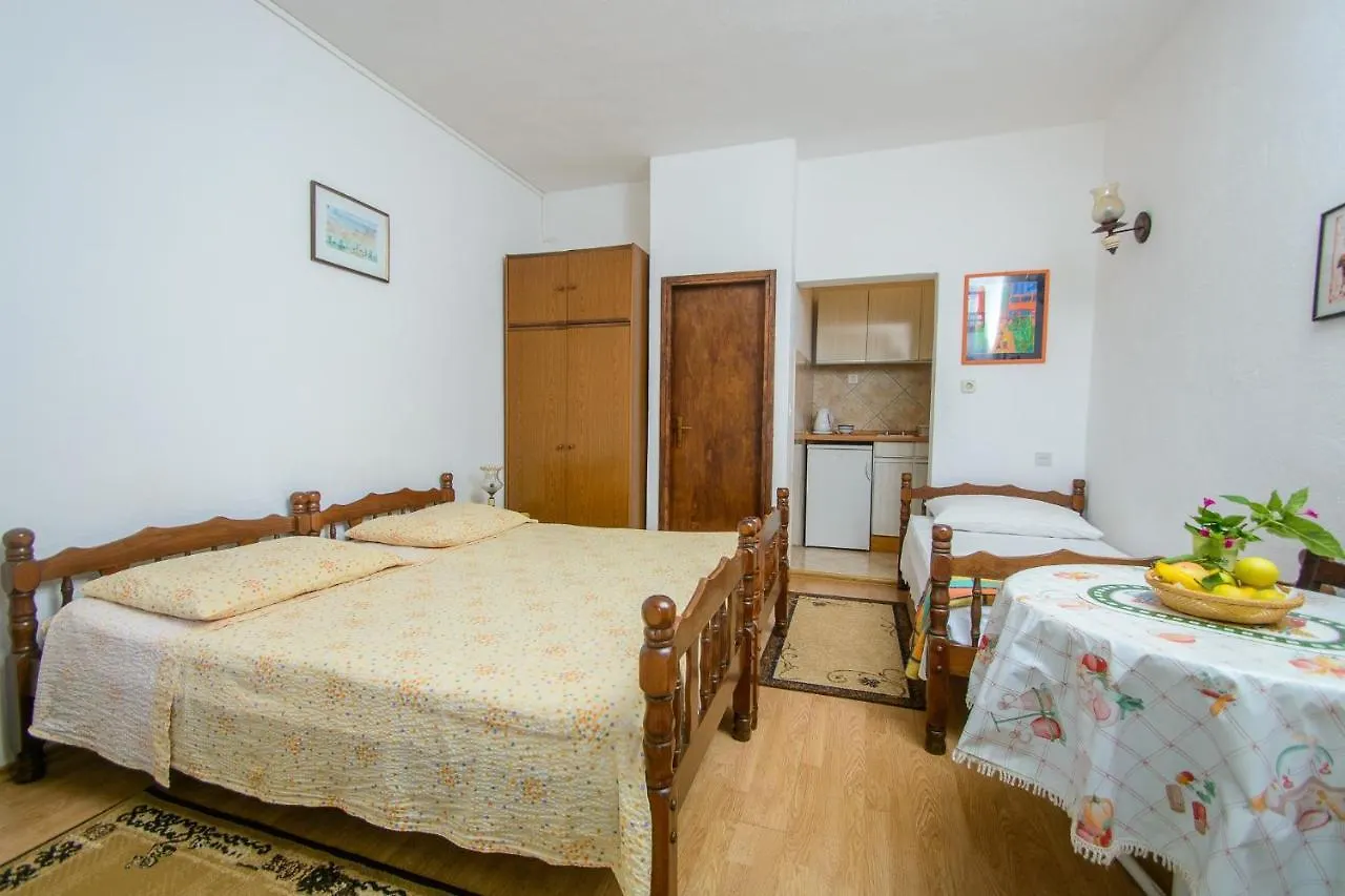 Apartments By The Sea Arbanija, Ciovo - 18624 Trogir Croatia
