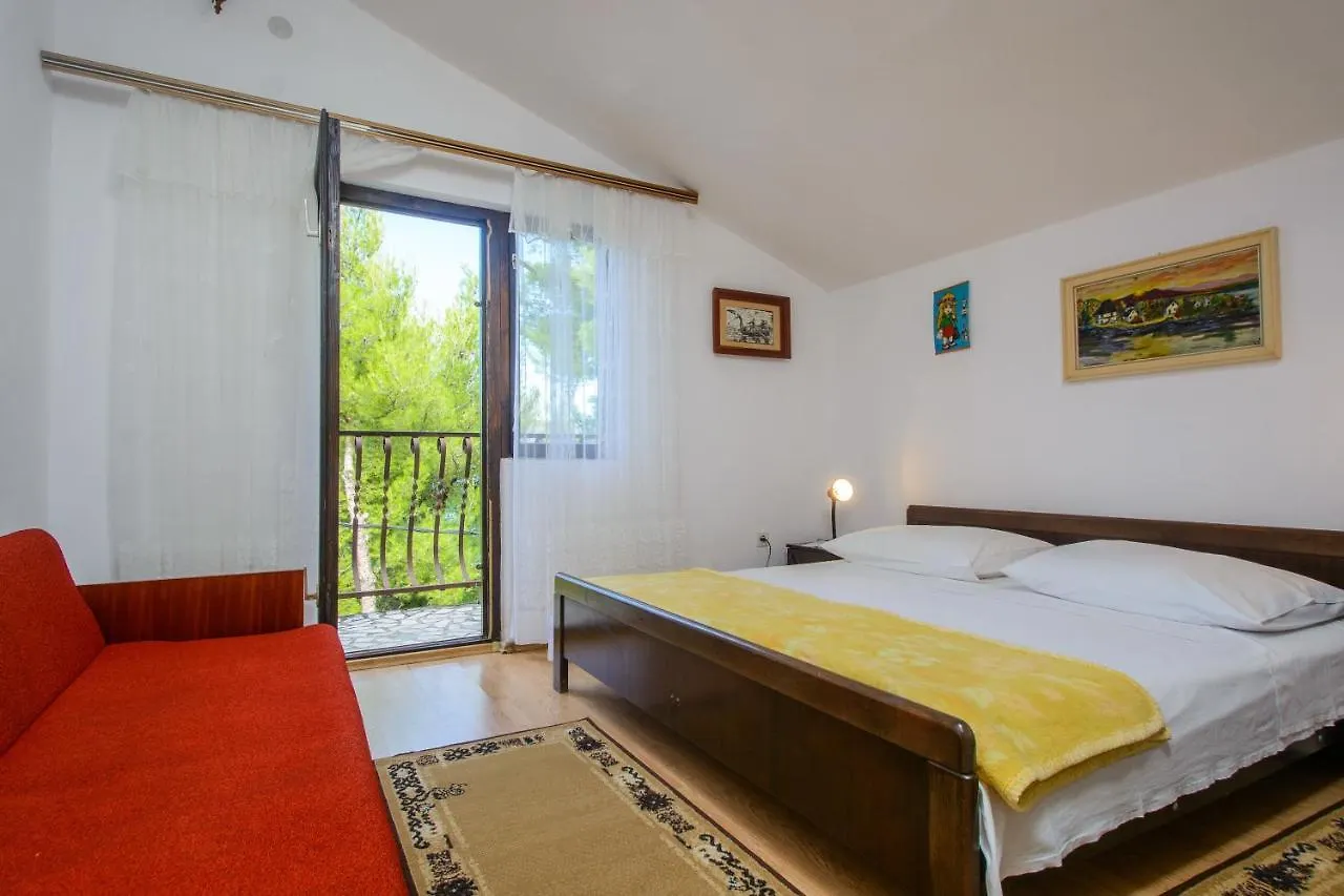 Apartments By The Sea Arbanija, Ciovo - 18624 Trogir